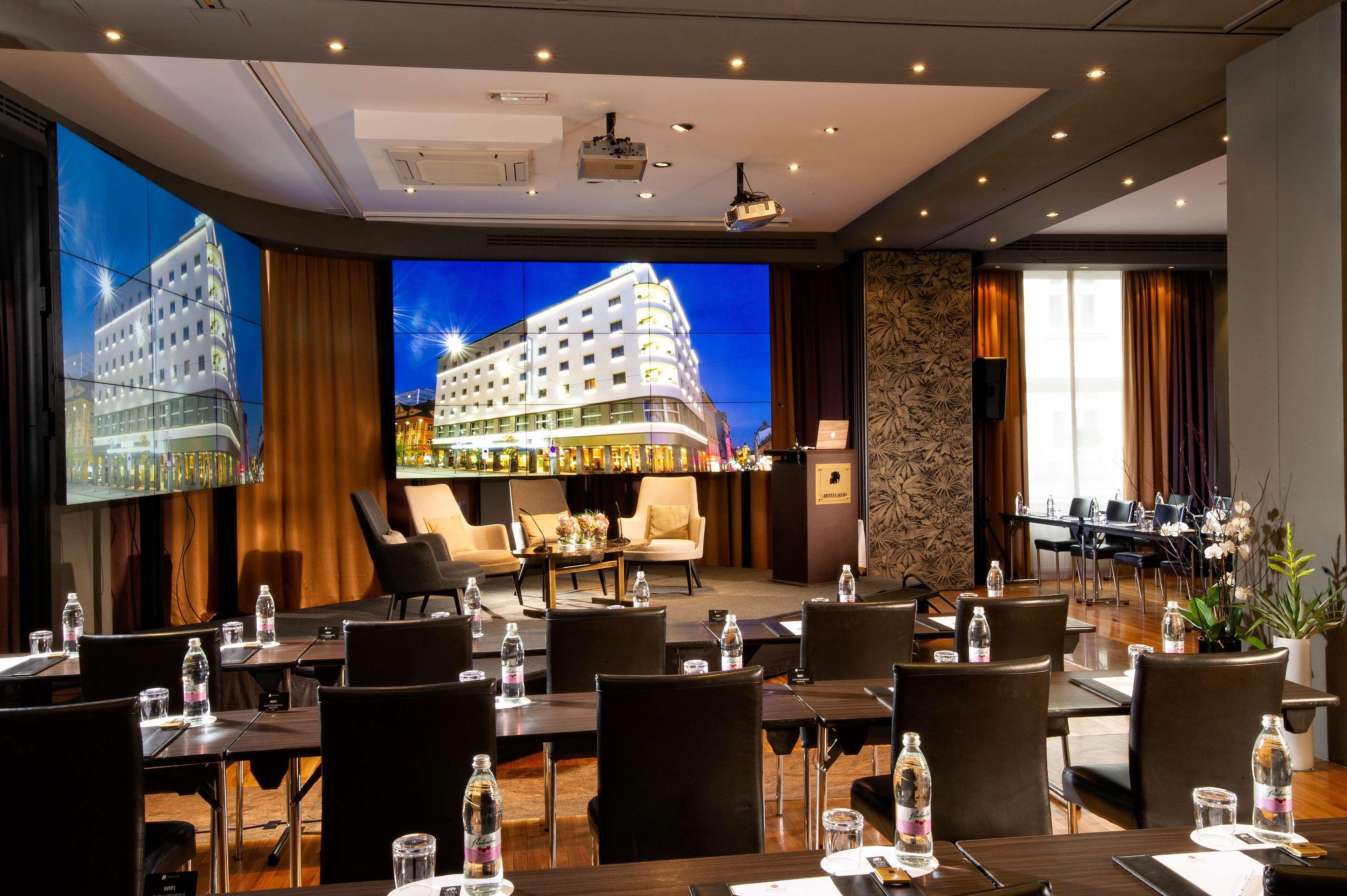 Best Western Premier Hotel Slon Ljubljana Bagian luar foto